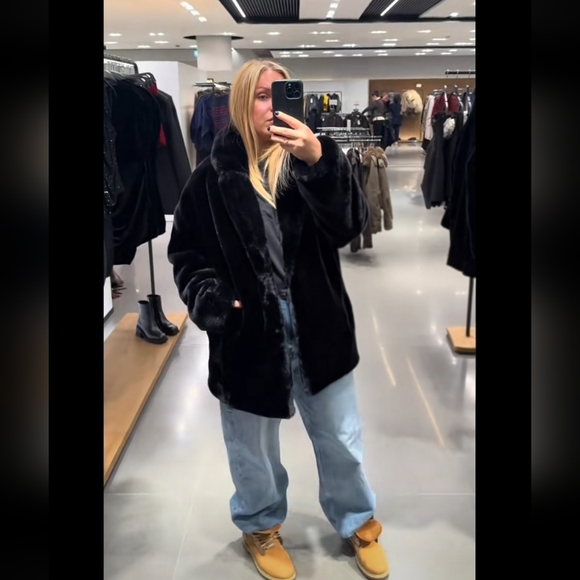 Zara FAUX FUR COAT BLACK Size XS S M - Picture 8 of 16